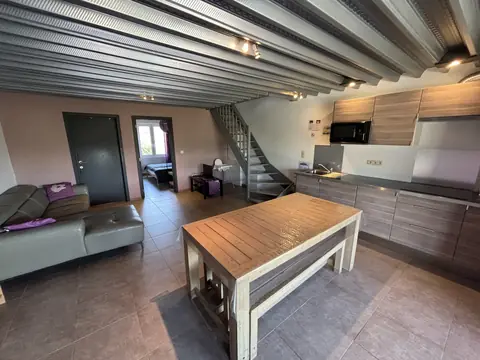Wohnzimmer und Küche von Gîte 2 von Villa Vallon I